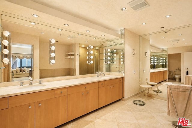 10790 Wilshire Boulevard 1001, Los Angeles, CA 90024 — photo 14 of 45