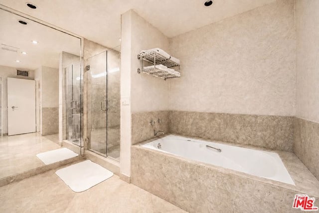 10790 Wilshire Boulevard 1001, Los Angeles, CA 90024 — photo 18 of 45