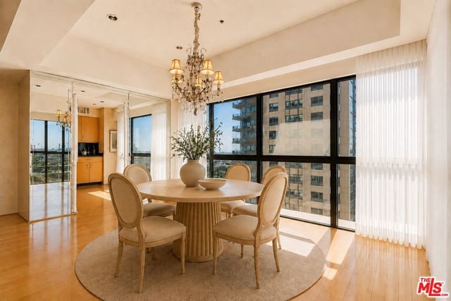 10790 Wilshire Boulevard 1001, Los Angeles, CA 90024 — photo 3 of 45