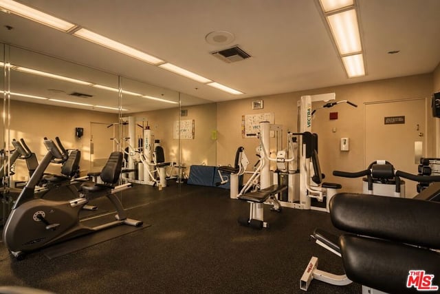 10790 Wilshire Boulevard 1001, Los Angeles, CA 90024 — photo 31 of 45