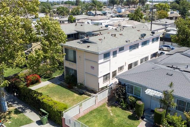 338 E 99th, Los Angeles, CA 90003 — photo 18 of 21