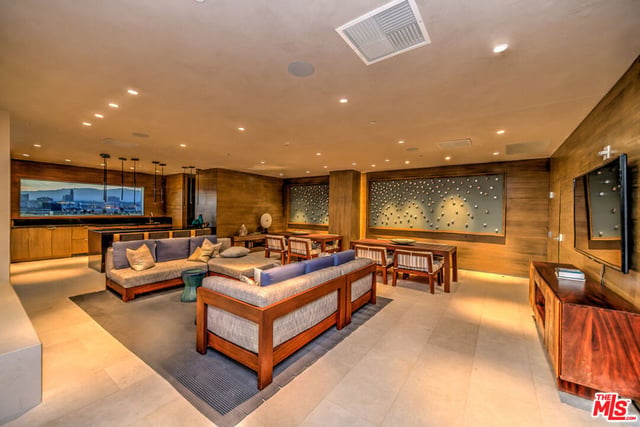 1755 Ocean Avenue 608, Santa Monica, CA 90401 — photo 20 of 32