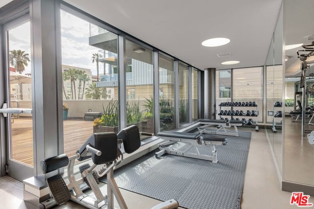 1755 Ocean Avenue 608, Santa Monica, CA 90401 — photo 24 of 32