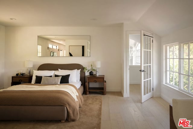 9315 Beverly Crest Drive, Los Angeles, CA 90210 — photo 30 of 52