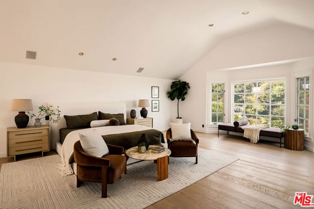 9315 Beverly Crest Drive, Los Angeles, CA 90210 — photo 38 of 52