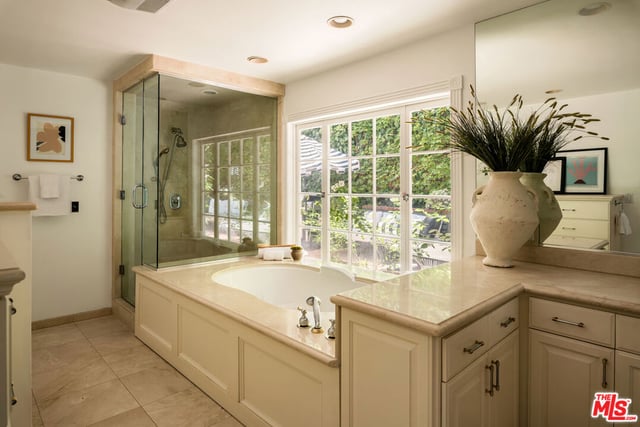 9315 Beverly Crest Drive, Los Angeles, CA 90210 — photo 45 of 52