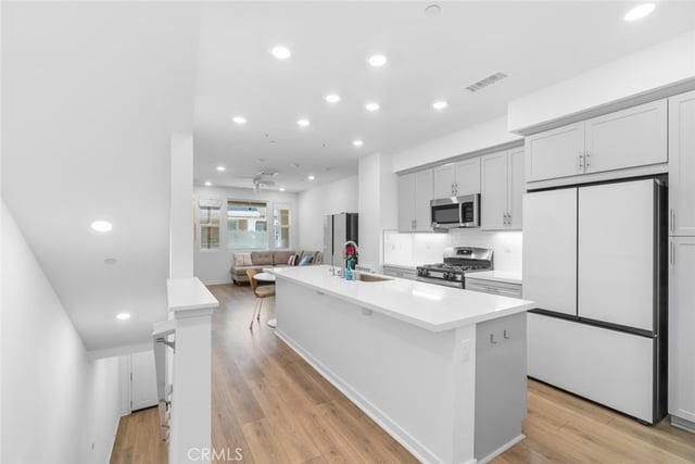 16426 Whittier 3, Whittier, CA 90603 — photo 12 of 31