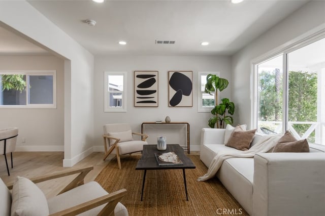 3149 Garden Avenue, Los Angeles, CA 90039 — photo 4 of 29