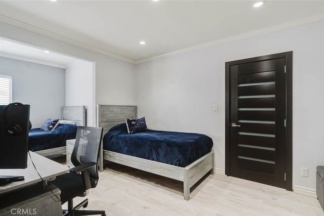 6620 Costello Avenue, Van Nuys, CA 91405 — photo 15 of 39