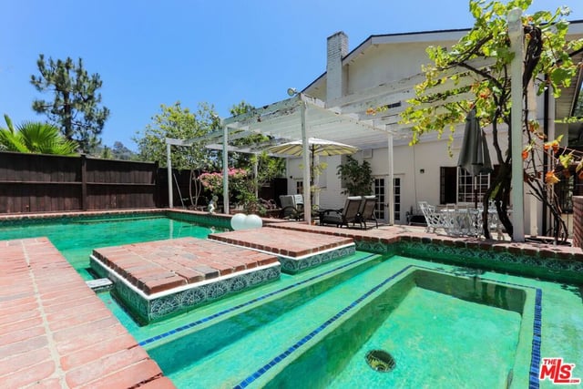 12145 La Casa Lane, Los Angeles, CA 90049 — photo 12 of 17