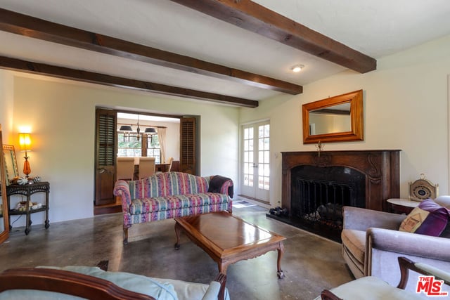 12145 La Casa Lane, Los Angeles, CA 90049 — photo 3 of 17