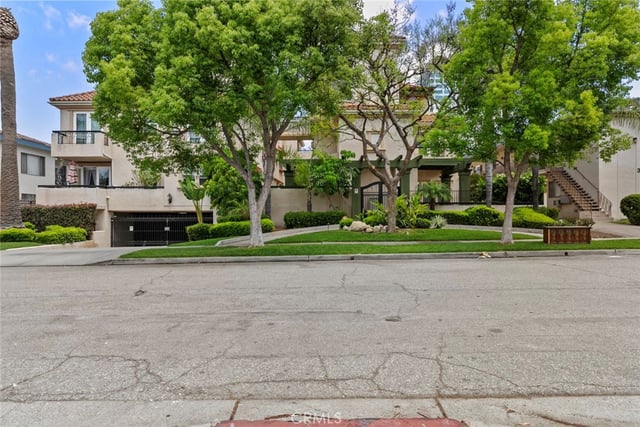 333 Milford Street 105, Glendale, CA 91203 — photo 10 of 52
