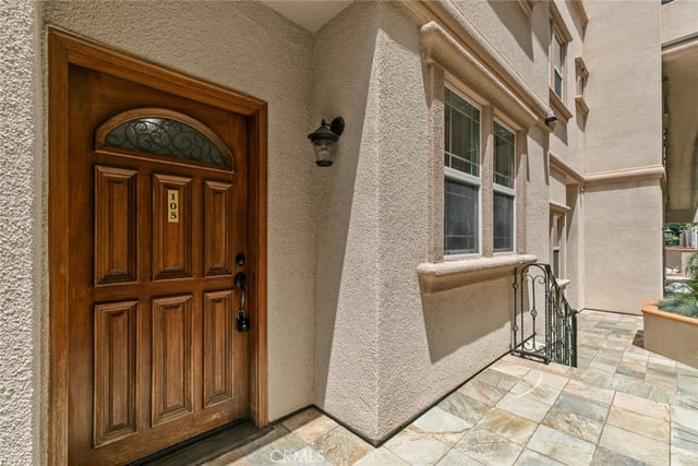 333 Milford Street 105, Glendale, CA 91203 — photo 13 of 52