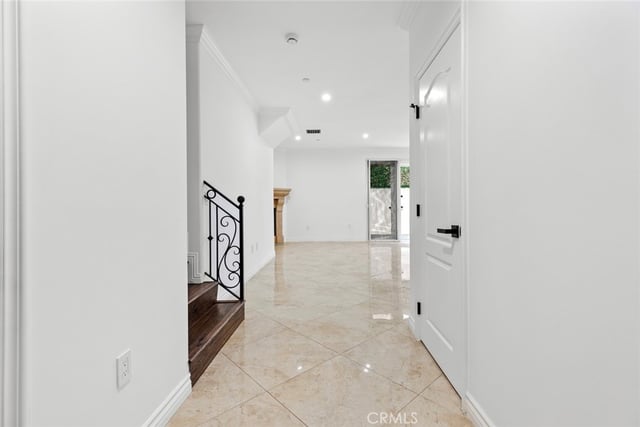 333 Milford Street 105, Glendale, CA 91203 — photo 17 of 52