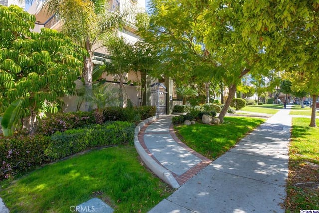 333 Milford Street 105, Glendale, CA 91203 — photo 9 of 52