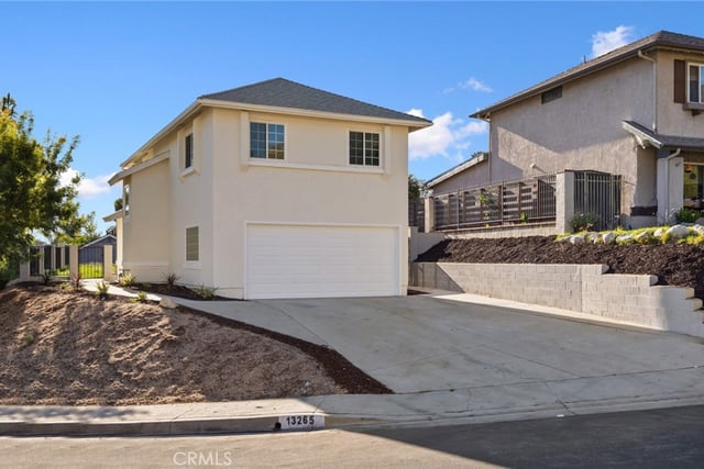 13265 Parkland, Sylmar, CA 91342 — photo 3 of 37