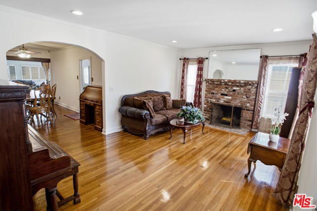 5132 Townsend Avenue, Los Angeles, CA 90041 — photo 5 of 36