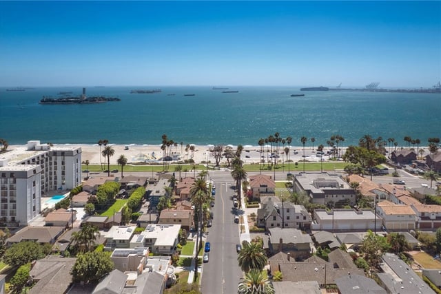 24 Lindero, Long Beach, CA 90803 — photo 2 of 35