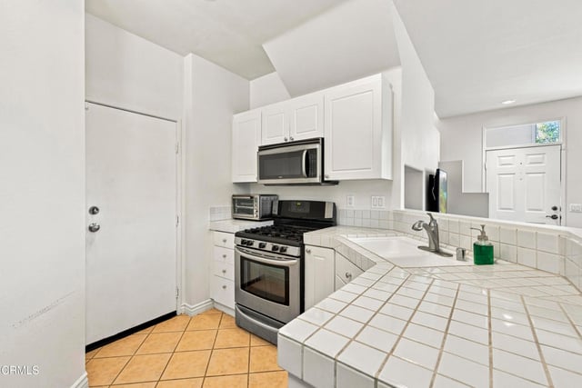 26951 Hillsborough Parkway 47, Valencia, CA 91354 — photo 8 of 37