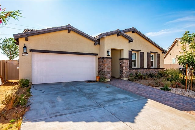45061 Floral Vista, Lancaster, CA 93536 — photo 9 of 27