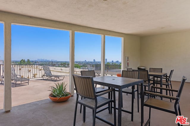 960 Larrabee Street 328, West Hollywood, CA 90069 — photo 27 of 32