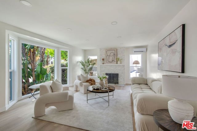 4248 Mcclung Drive, Los Angeles, CA 90008 — photo 3 of 35