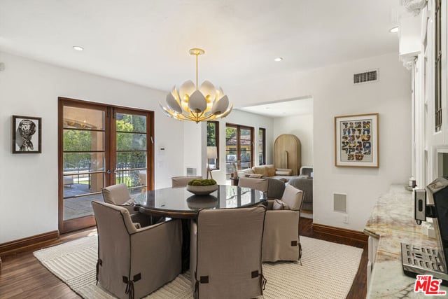 305 S June Street, Los Angeles, CA 90004 — photo 26 of 71