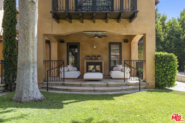 305 S June Street, Los Angeles, CA 90004 — photo 59 of 71