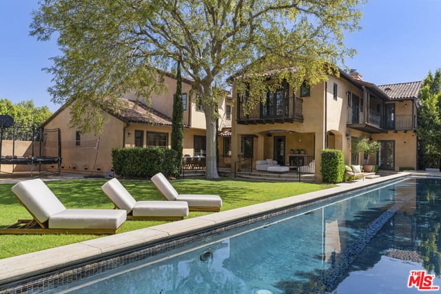 305 S June Street, Los Angeles, CA 90004 — photo 65 of 71