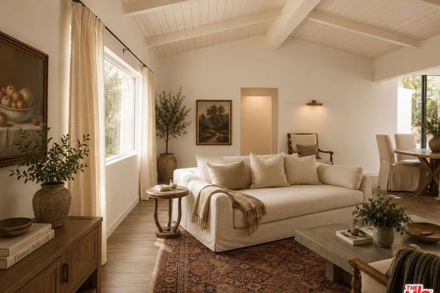 13019 Sky Valley Road, Los Angeles, CA 90049 — photo 10 of 22