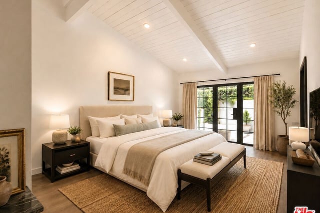 13019 Sky Valley Road, Los Angeles, CA 90049 — photo 13 of 22