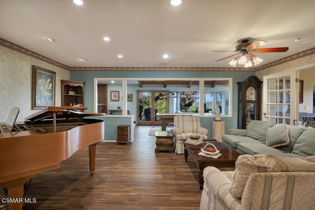 1686 San Rafael Way, Camarillo, CA 93012 — photo 4 of 59
