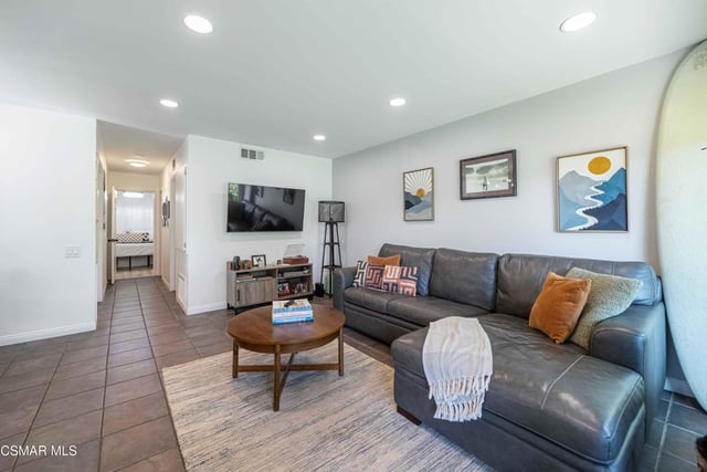 2278 Moss Court, Thousand Oaks, CA 91362 — photo 3 of 30