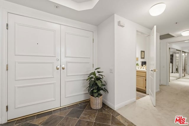 4235 Mary Ellen Avenue 303, Los Angeles, CA 91604 — photo 16 of 34