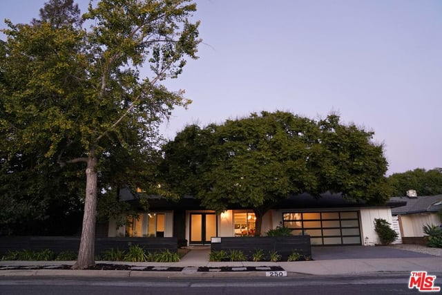 250 Lupe Avenue, Newbury Park, CA 91320 — photo 32 of 35