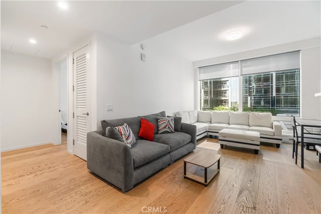 877 Francisco 1003, Los Angeles, CA 90017 — photo 12 of 62