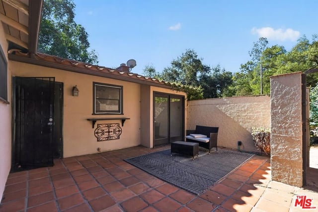 8147 Mulholland Drive, Los Angeles, CA 90046 — photo 13 of 19