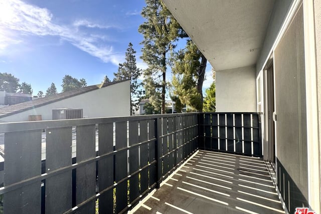 18645 Hatteras Street 263, Tarzana, CA 91356 — photo 28 of 55