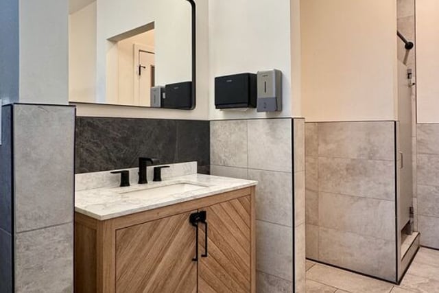 18645 Hatteras Street 263, Tarzana, CA 91356 — photo 31 of 55