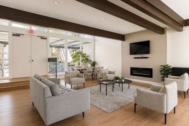 18645 Hatteras Street 263, Tarzana, CA 91356 — photo 38 of 55
