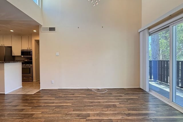 18645 Hatteras Street 263, Tarzana, CA 91356 — photo 8 of 55