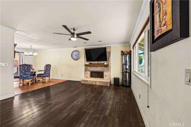 28236 Hot Springs, Canyon Country, CA 91351 — photo 5 of 16