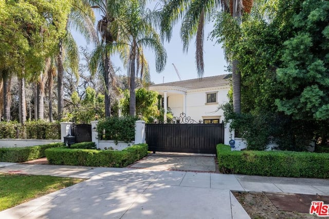 701 Trenton Drive, Beverly Hills, CA 90210 — photo 3 of 51