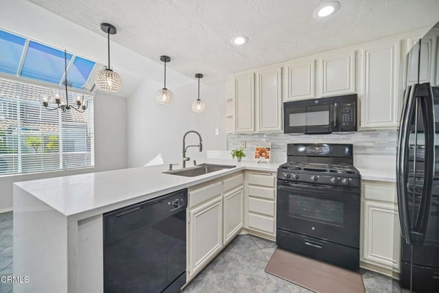 6056 Paseo Encantada, Camarillo, CA 93012 — photo 3 of 51