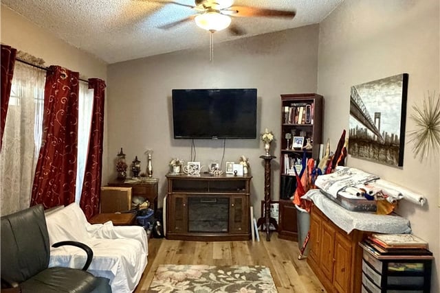 1245 Ross, Pomona, CA 91767 — photo 4 of 32