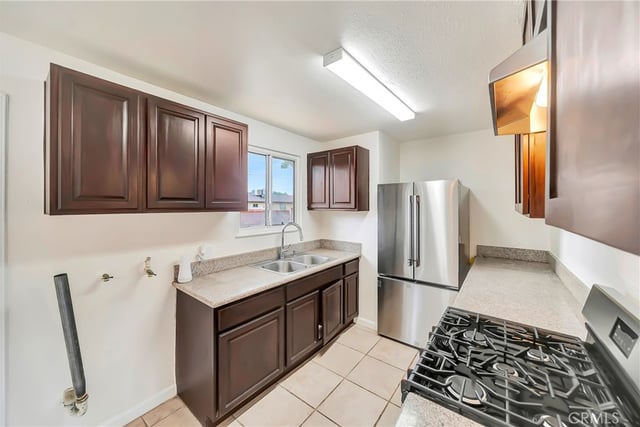 45351 Kingtree, Lancaster, CA 93534 — photo 13 of 49