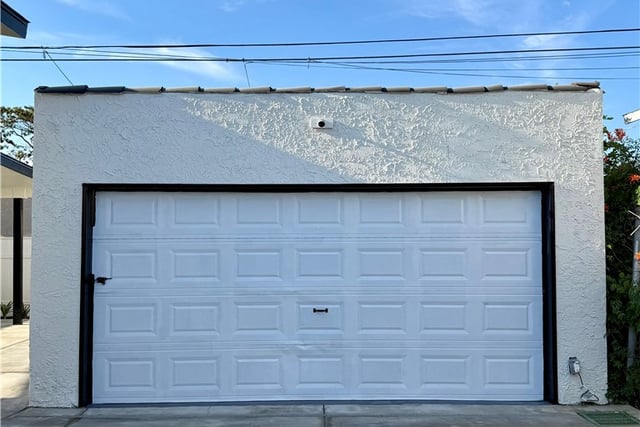 1861 W 94th, Los Angeles, CA 90047 — photo 36 of 39