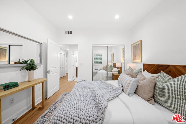 11115 Acama Street 104, Studio City, CA 91602 — photo 20 of 40