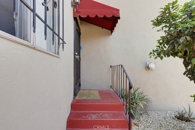 5020 Aldama Street, Los Angeles, CA 90042 — photo 32 of 73