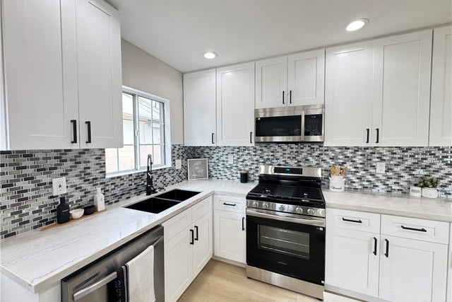575 E Fernleaf, Pomona, CA 91766 — photo 7 of 25